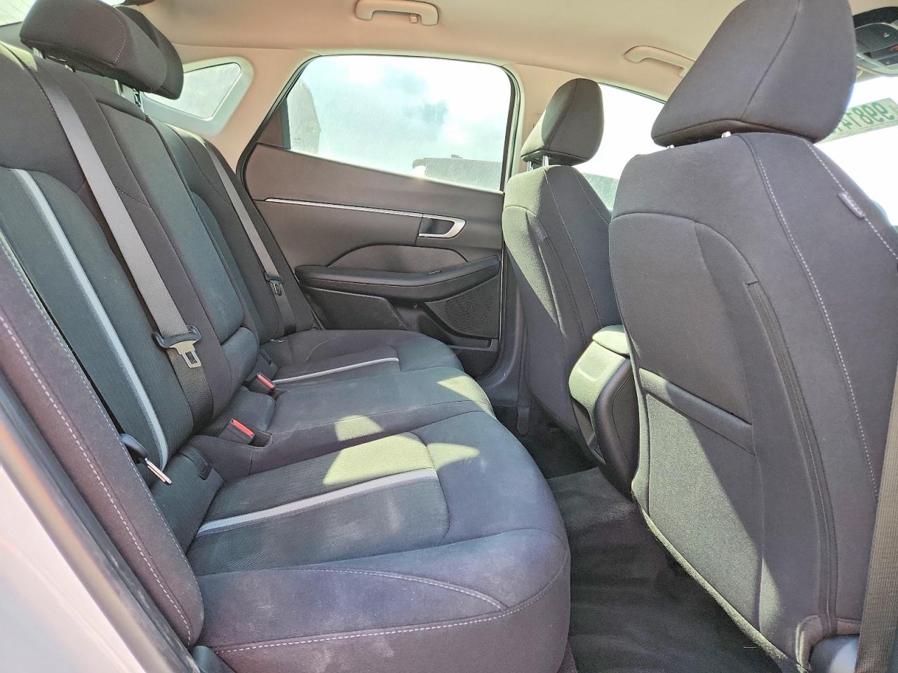 2024 HYUNDAI SONATA SEL photo 10