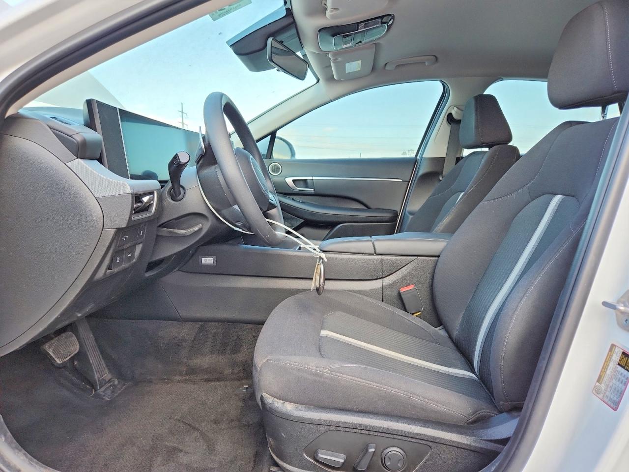 2024 HYUNDAI SONATA SEL photo 7