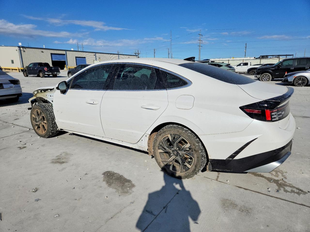 2024 HYUNDAI SONATA SEL photo 2