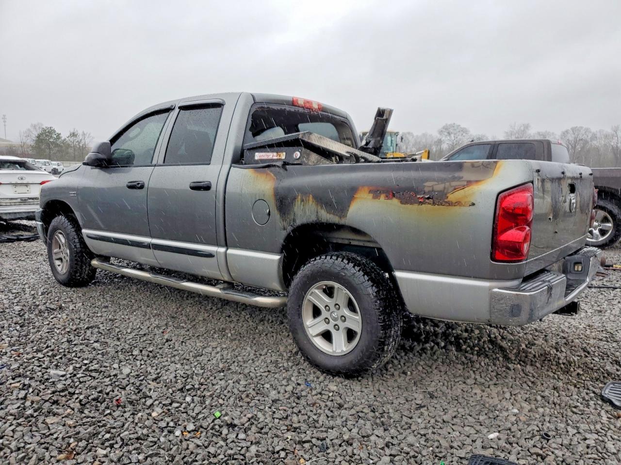 2007 DODGE RAM 1500 ST photo 2