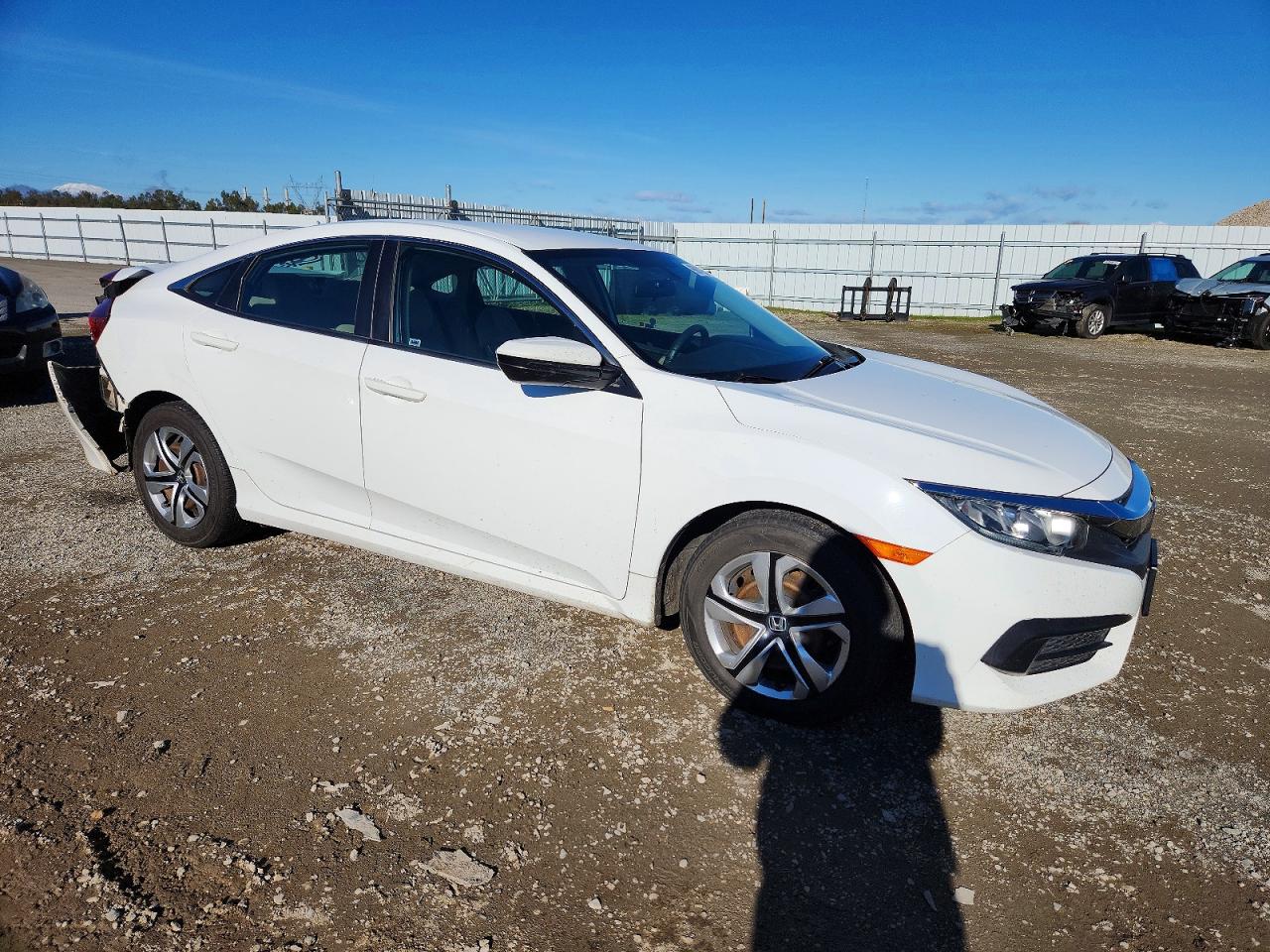 2016 HONDA CIVIC LX photo 4
