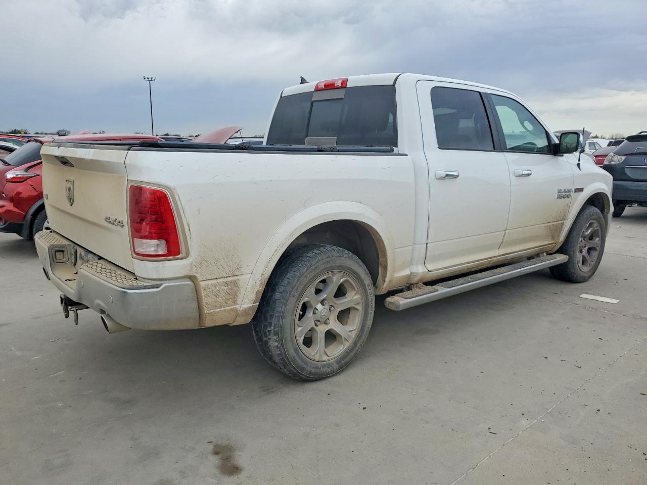 2018 RAM 1500 LARAMIE photo 3