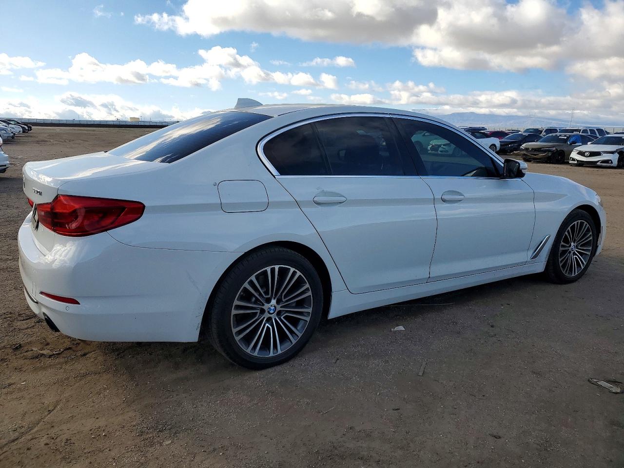 2019 BMW 530 I photo 3