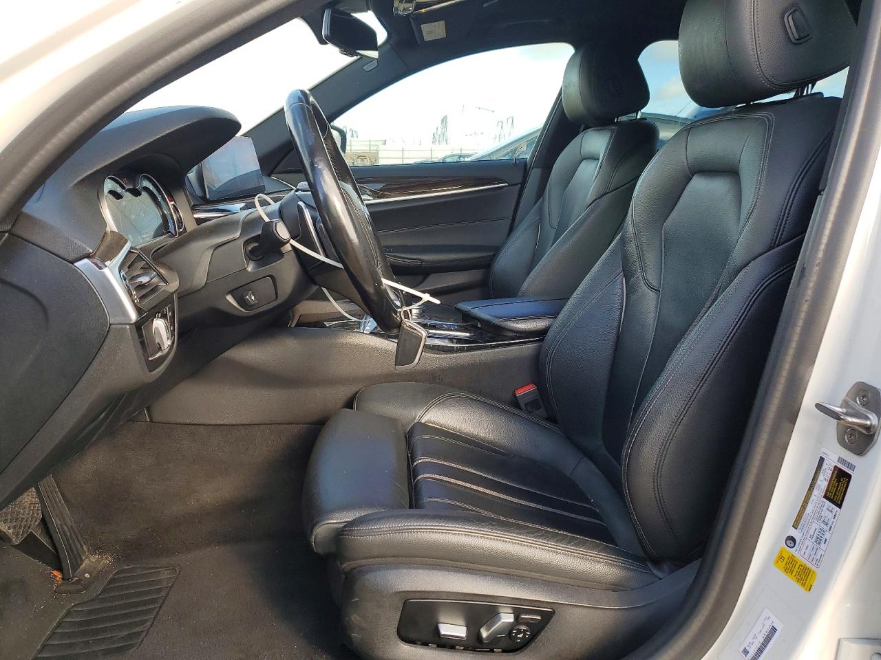 2019 BMW 530 I photo 7