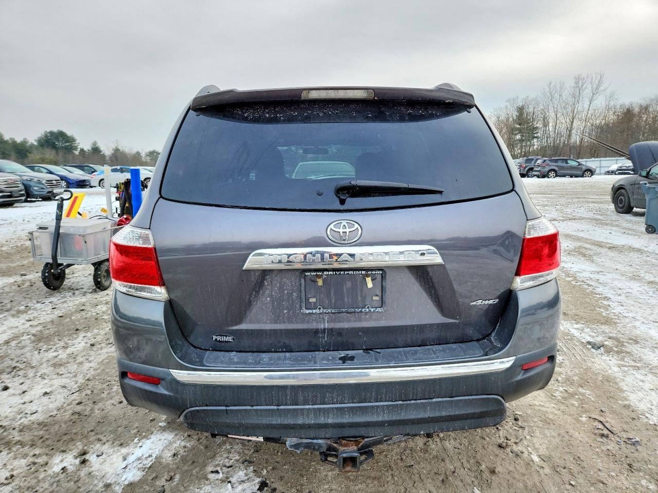 2013 TOYOTA HIGHLANDER BASE photo 6