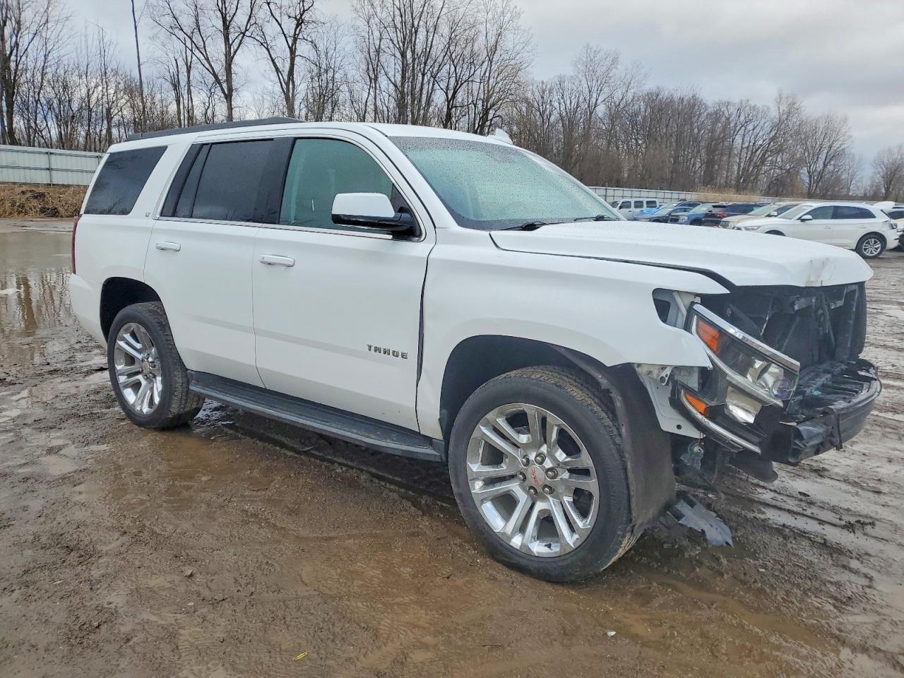 2017 CHEVROLET TAHOE K1500 LT photo 4