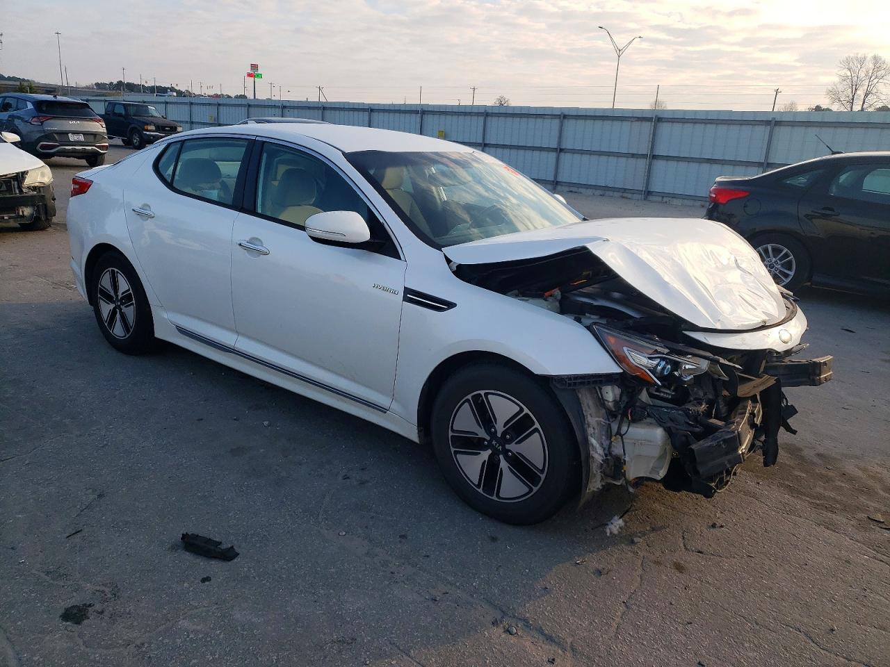 2013 KIA OPTIMA HYBRID photo 4