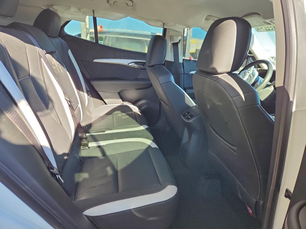 2025 BUICK ENVISION SPORT TOURING photo 21