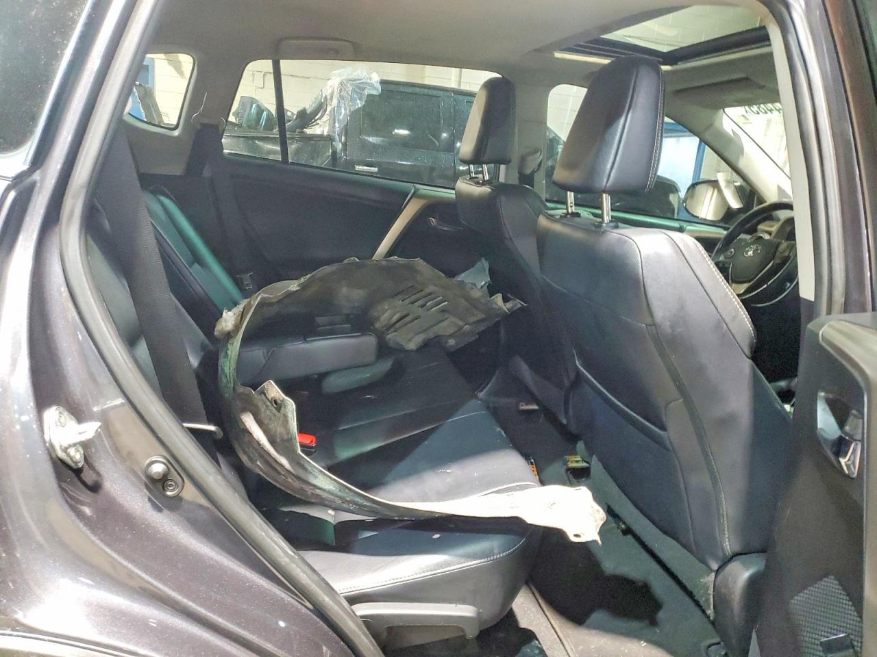 2015 TOYOTA RAV4 LIMITED photo 11