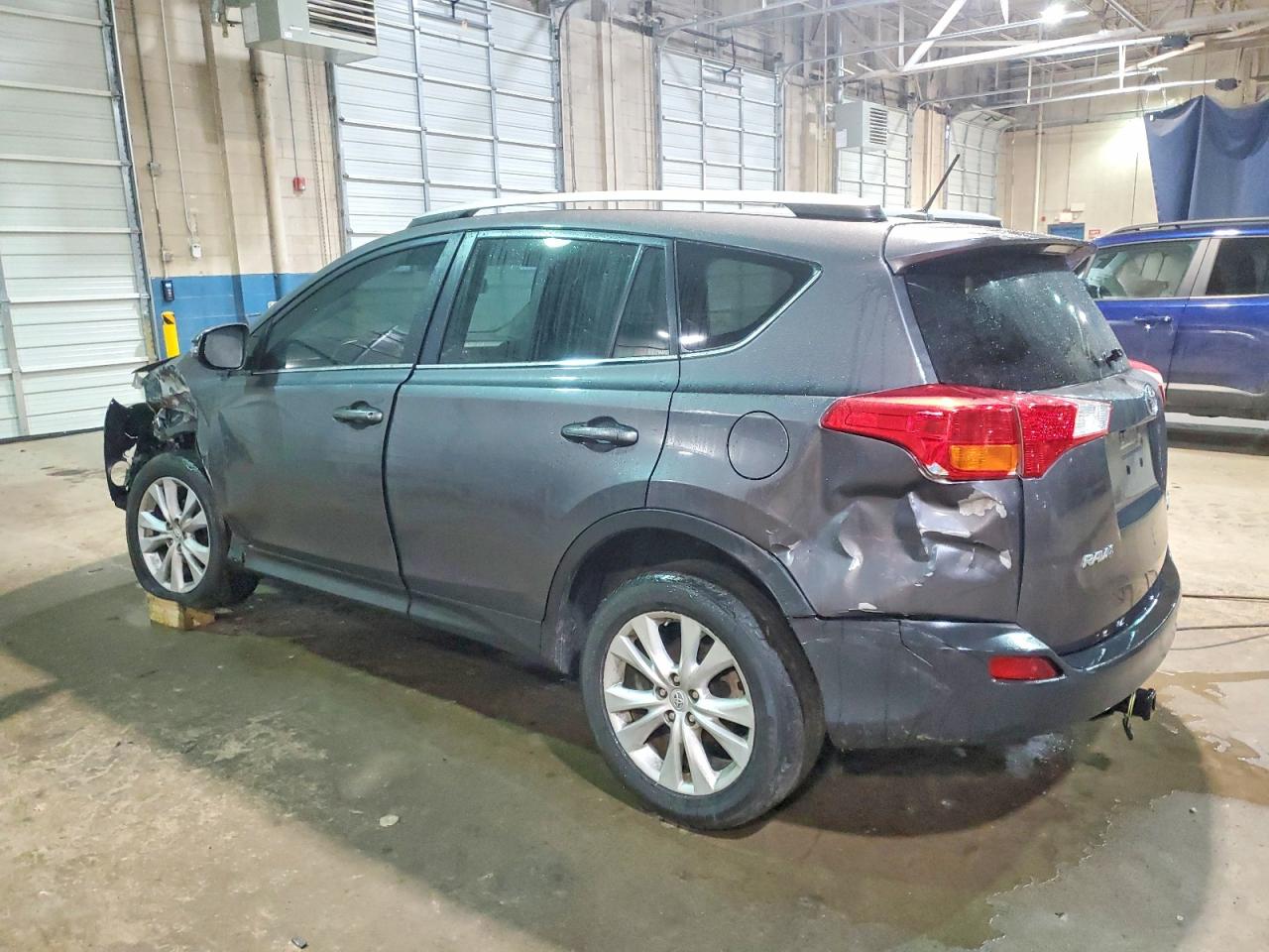 2015 TOYOTA RAV4 LIMITED photo 2