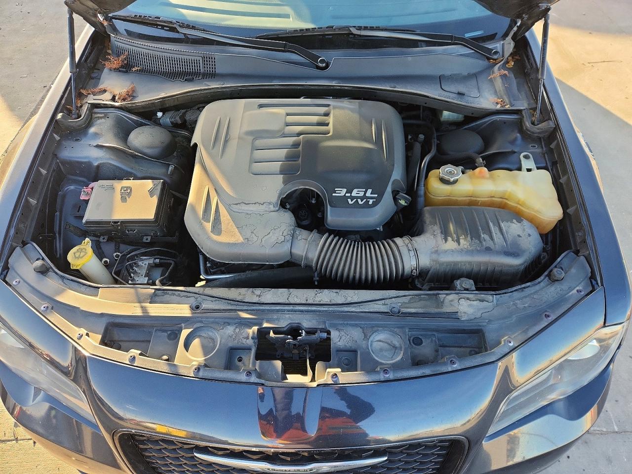 2019 CHRYSLER 300 TOURING photo 11