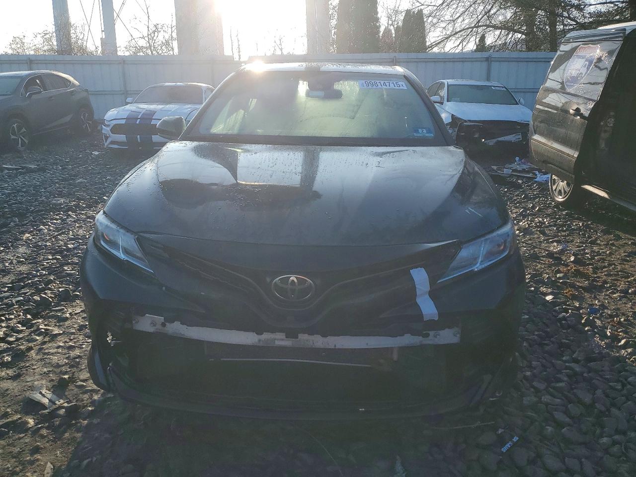2020 TOYOTA CAMRY LE photo 5