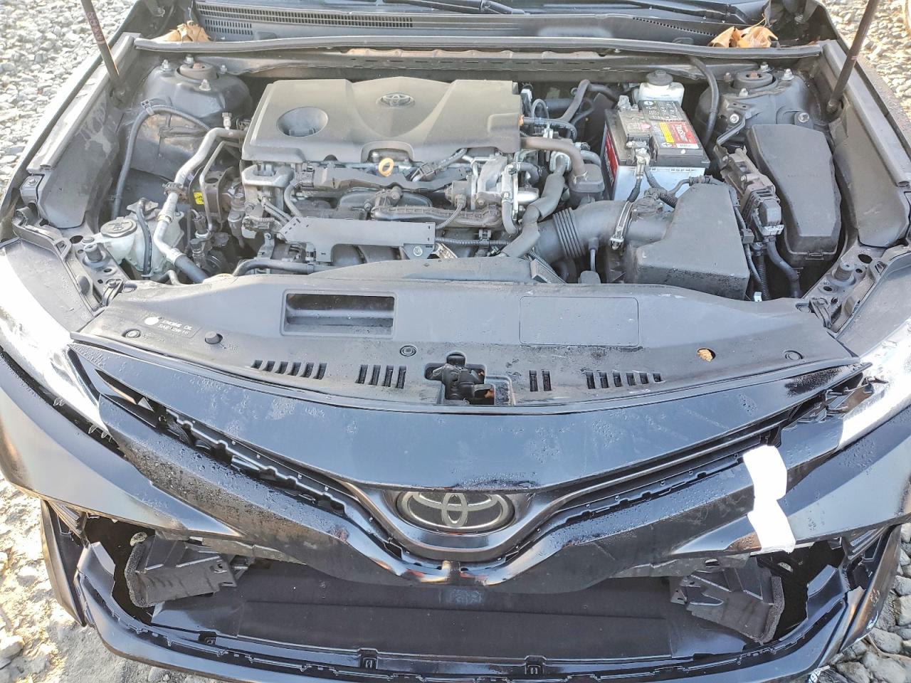 2020 TOYOTA CAMRY LE photo 11