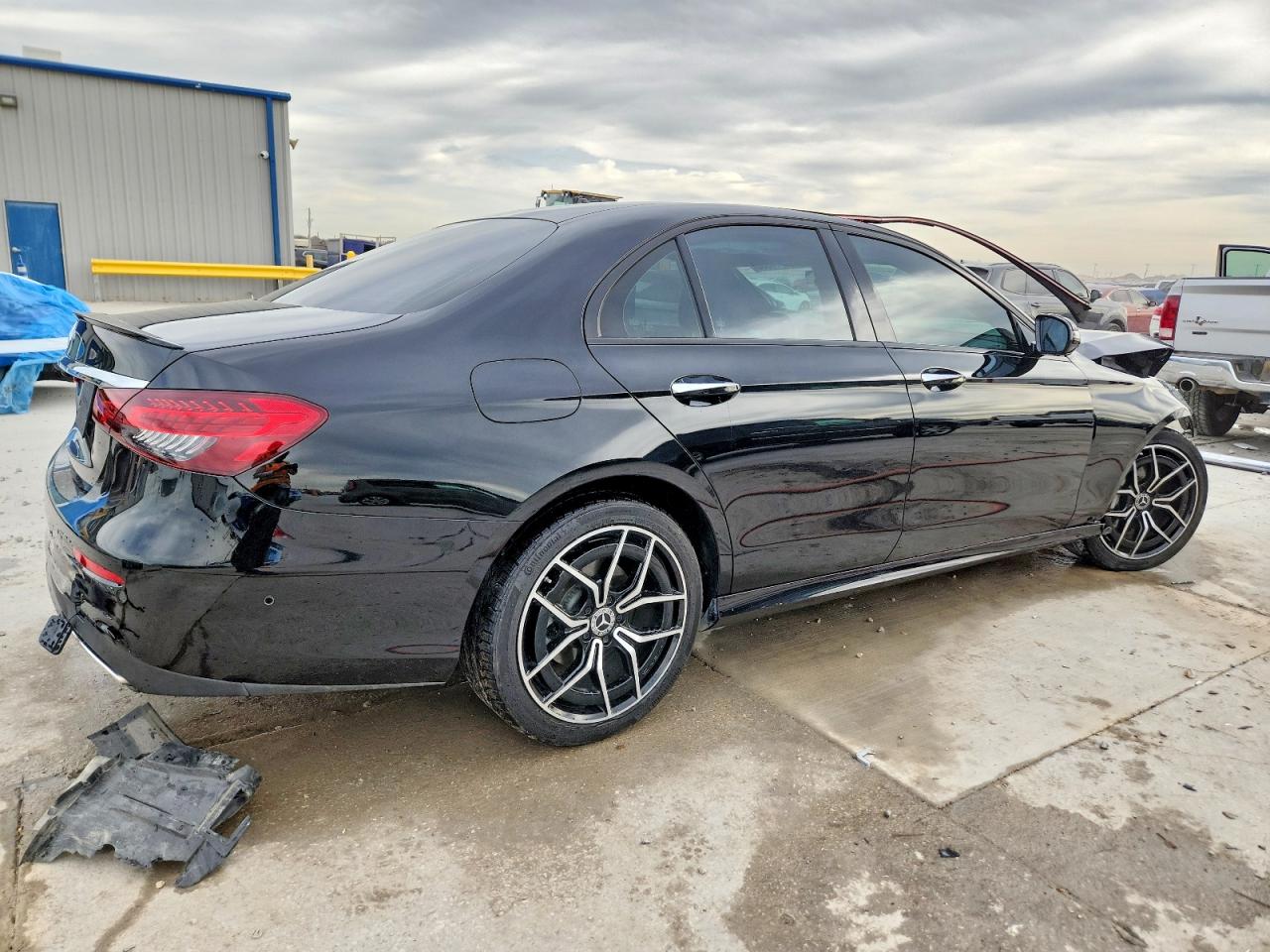 2021 MERCEDES-BENZ E 350 photo 3