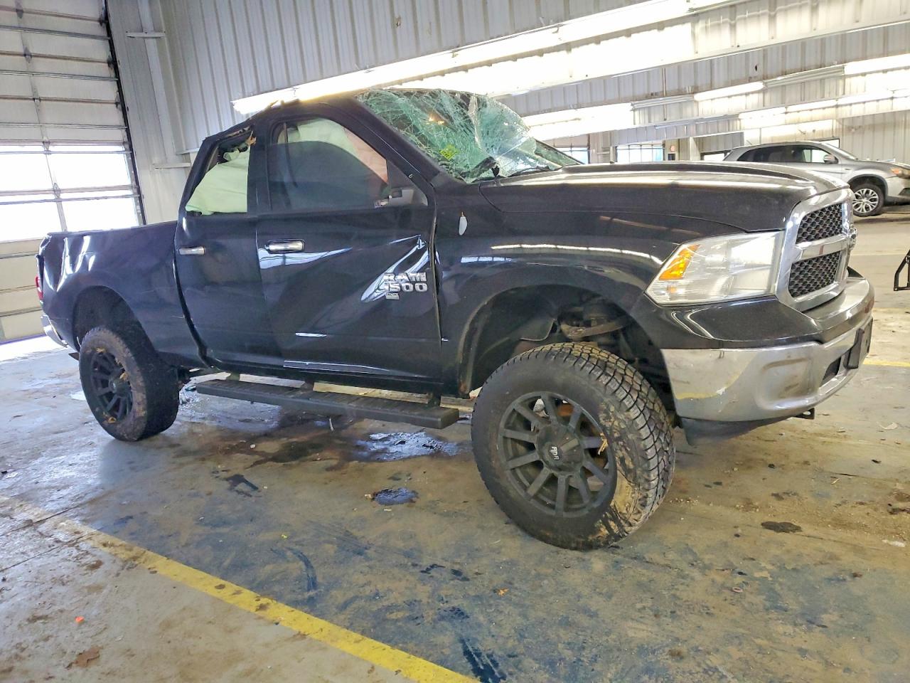 2013 RAM 1500 SLT photo 4