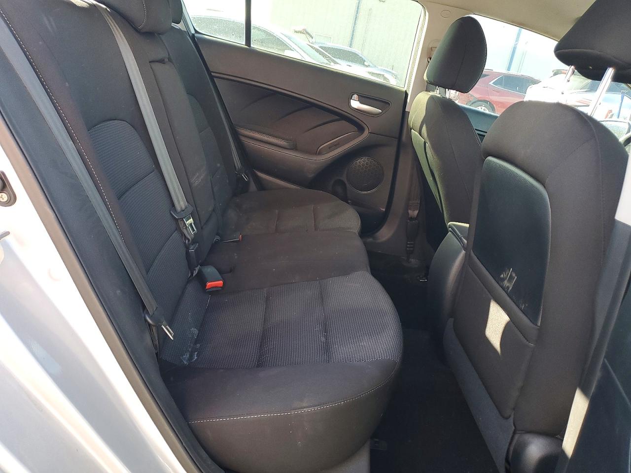2017 KIA FORTE LX photo 10
