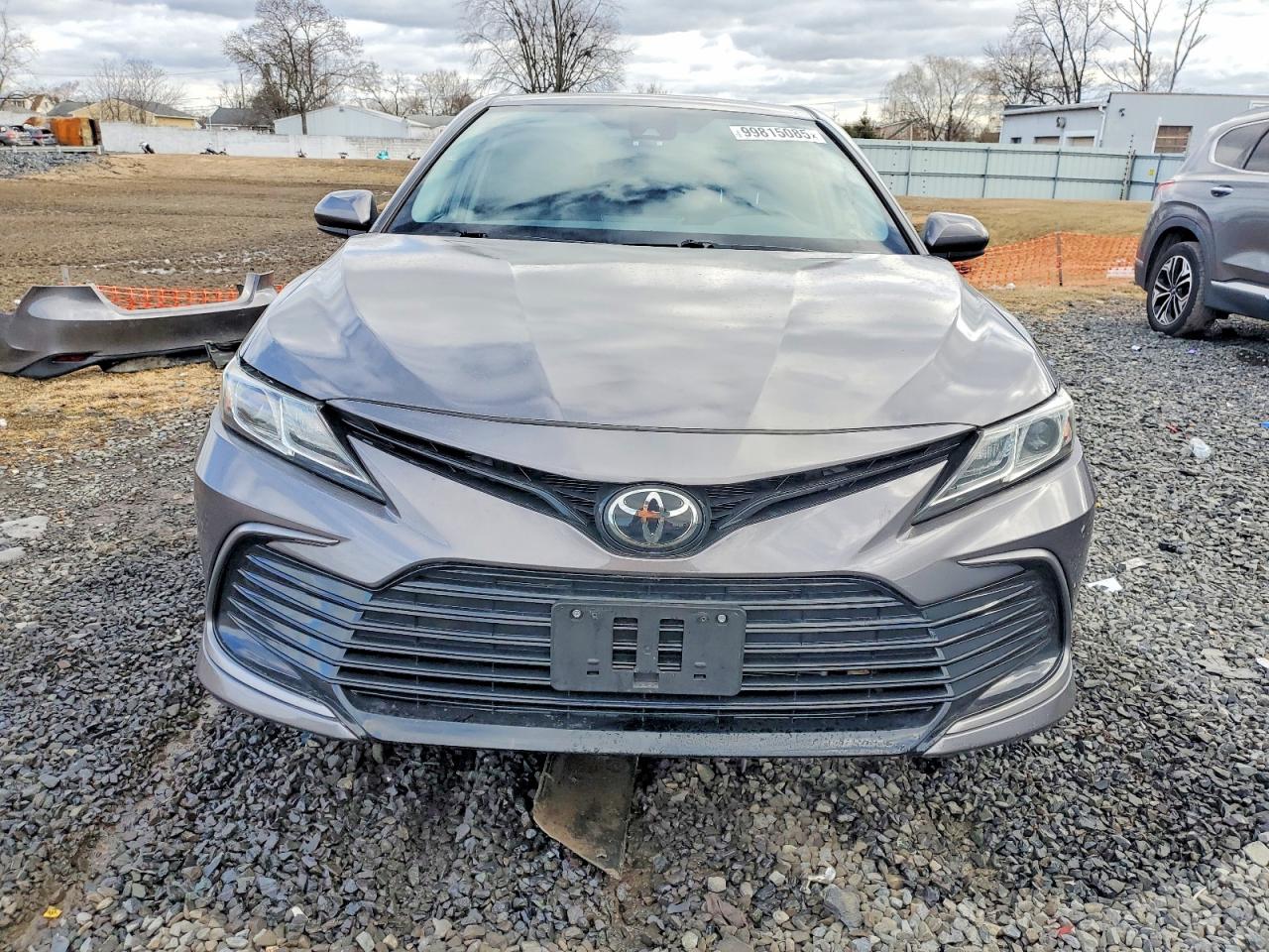 2022 TOYOTA CAMRY LE photo 5