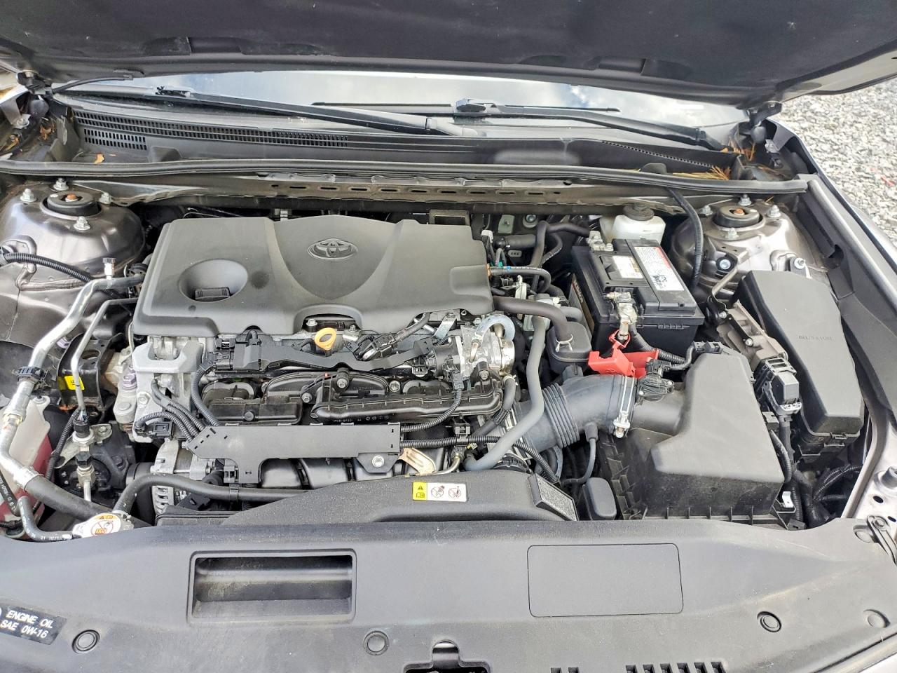 2022 TOYOTA CAMRY LE photo 11