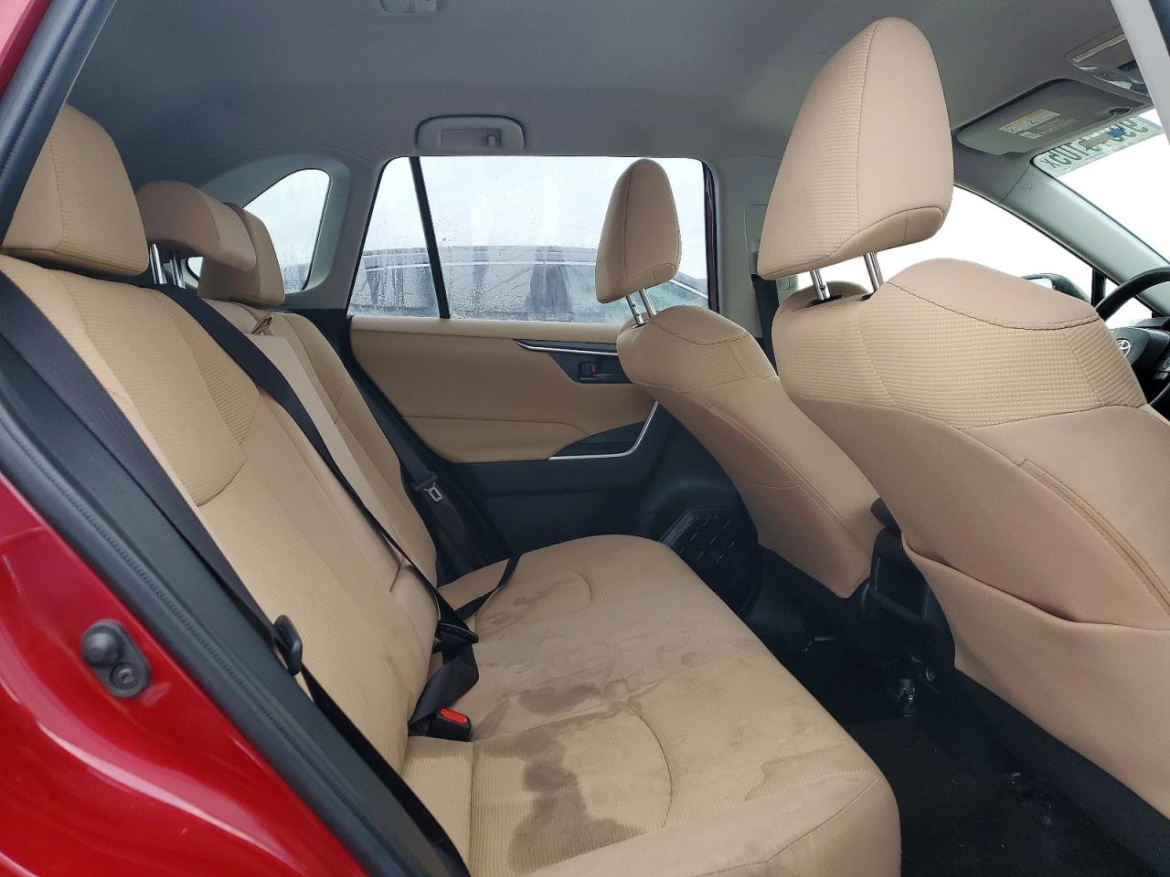 2019 TOYOTA RAV4 LE photo 10