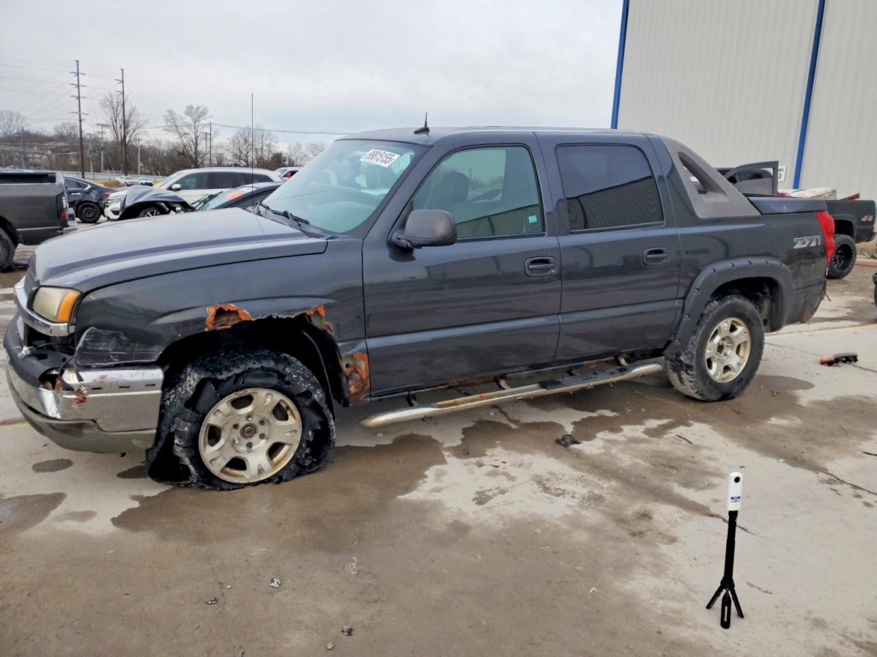 2004 CHEVROLET AVALANCHE