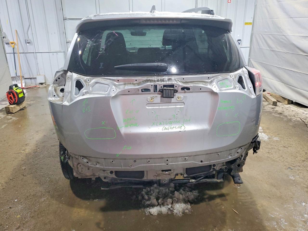 2017 TOYOTA RAV4 HV LIMITED photo 6
