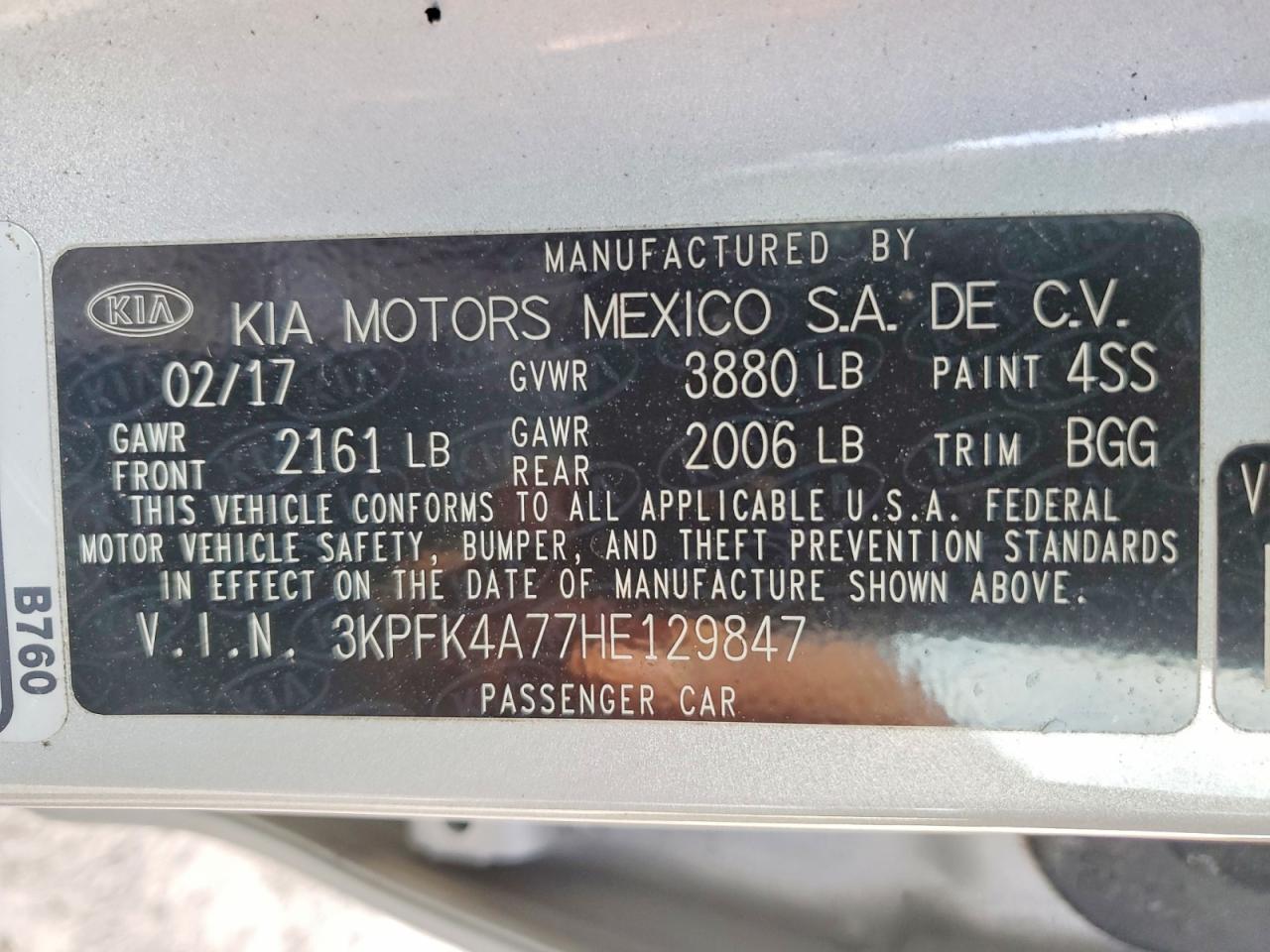2017 KIA FORTE LX photo 13