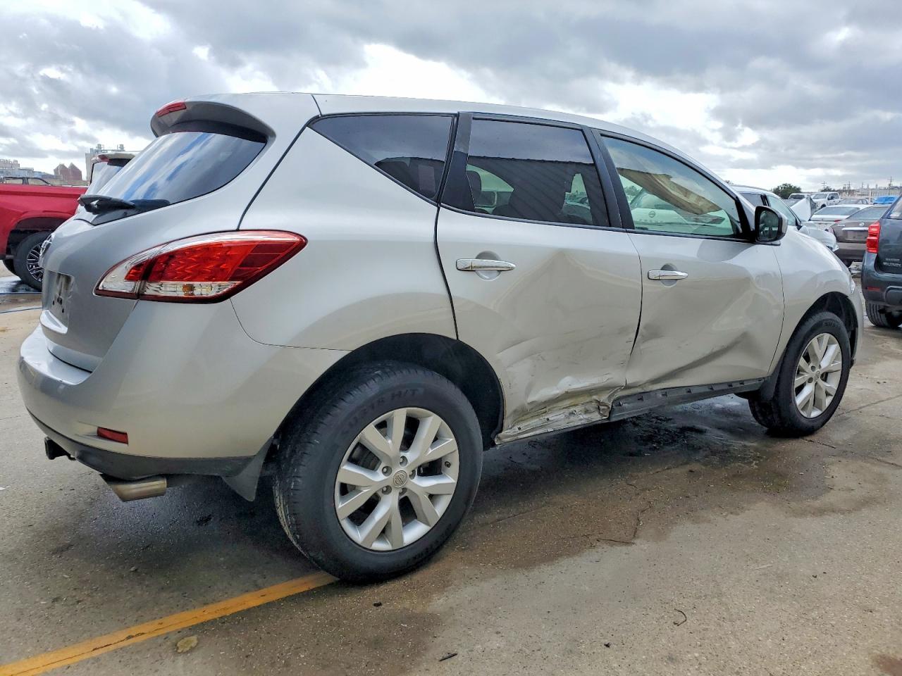 2014 NISSAN MURANO S photo 3