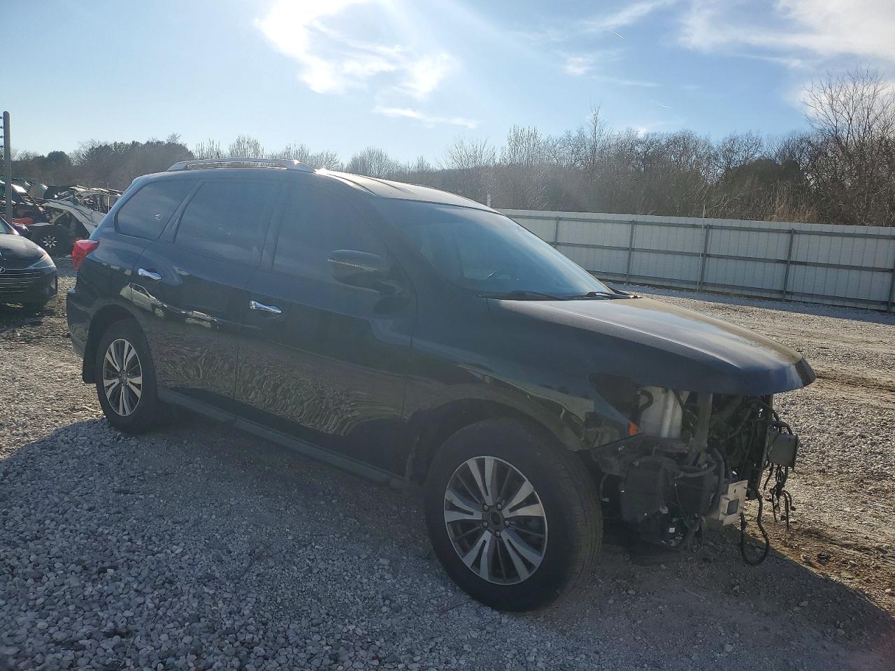 2017 NISSAN PATHFINDER S photo 4