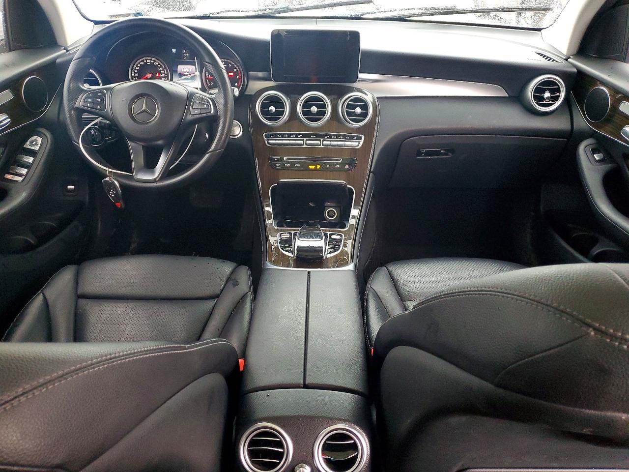 2016 MERCEDES-BENZ GLC 300 4MATIC photo 15