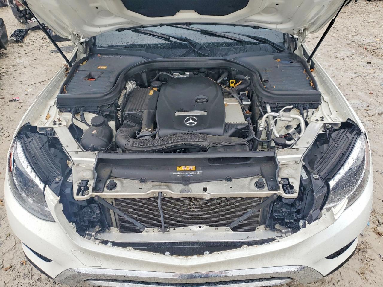 2016 MERCEDES-BENZ GLC 300 4MATIC photo 23
