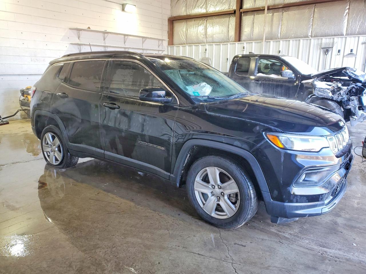 2022 JEEP COMPASS LATITUDE photo 4