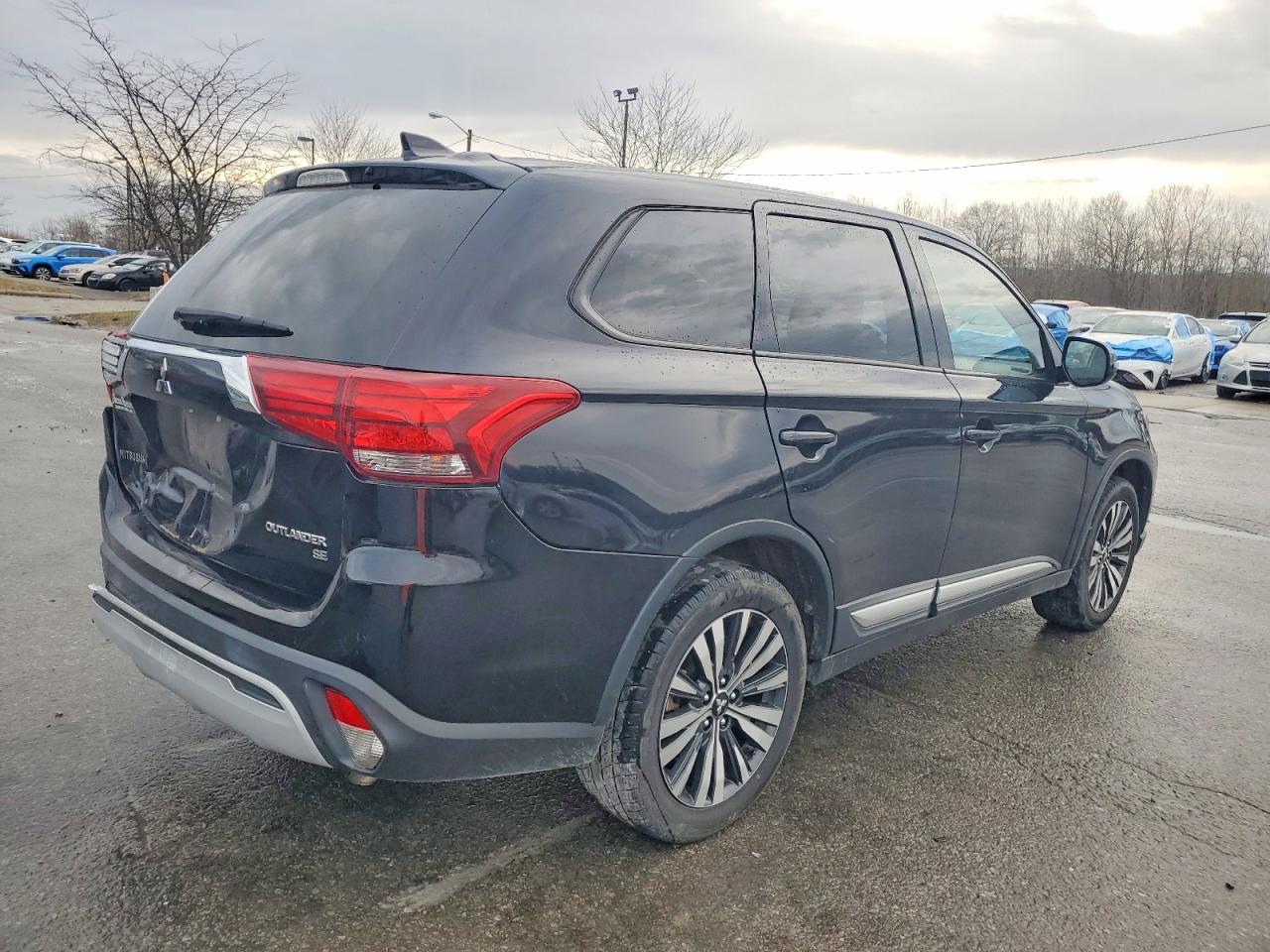 2019 MITSUBISHI OUTLANDER SE photo 7