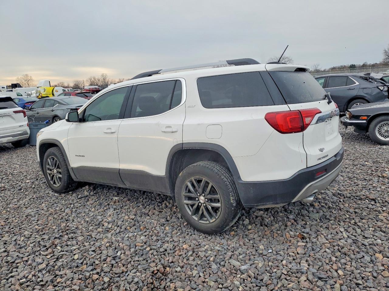2019 GMC ACADIA SLT-1 photo 3