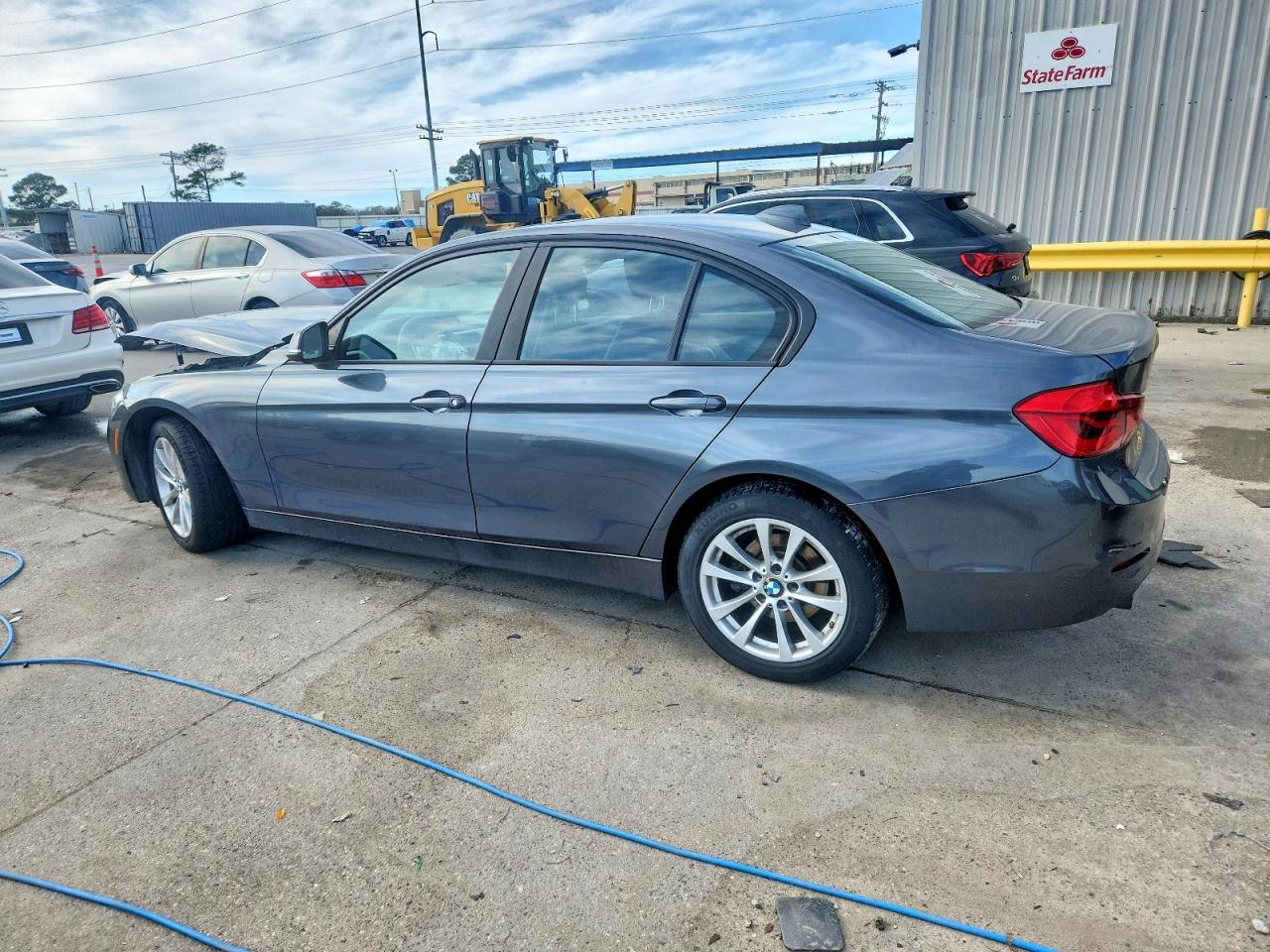 2017 BMW 320 XI photo 2