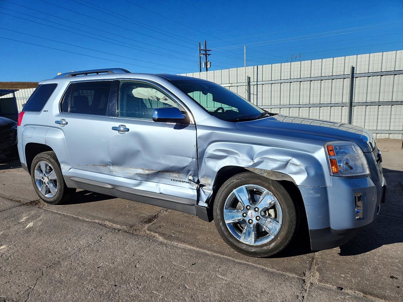 2015 GMC TERRAIN SLT photo 4