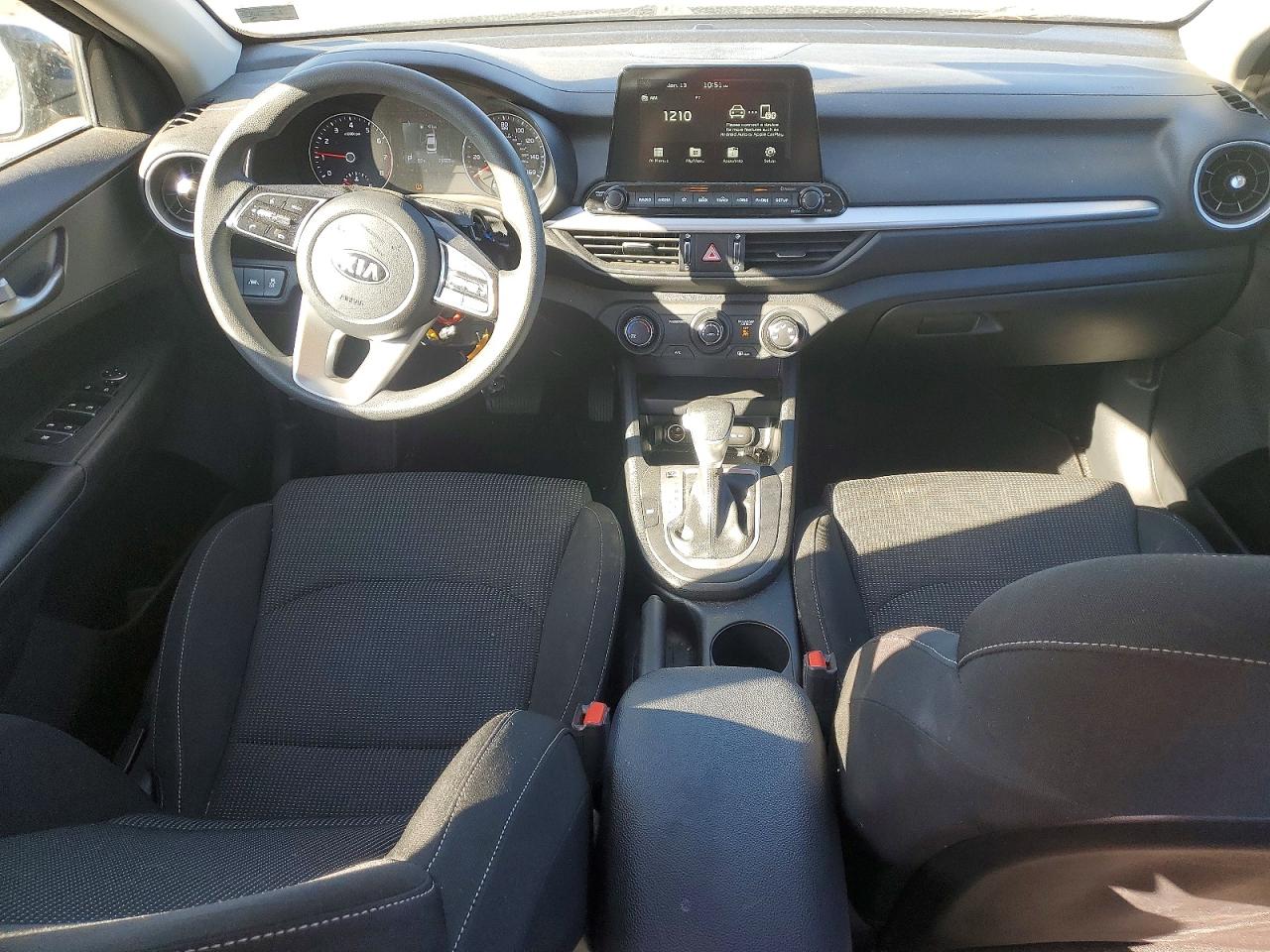 2021 KIA FORTE FE photo 8
