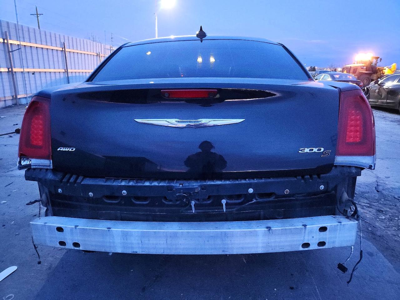 2016 CHRYSLER 300 S photo 6
