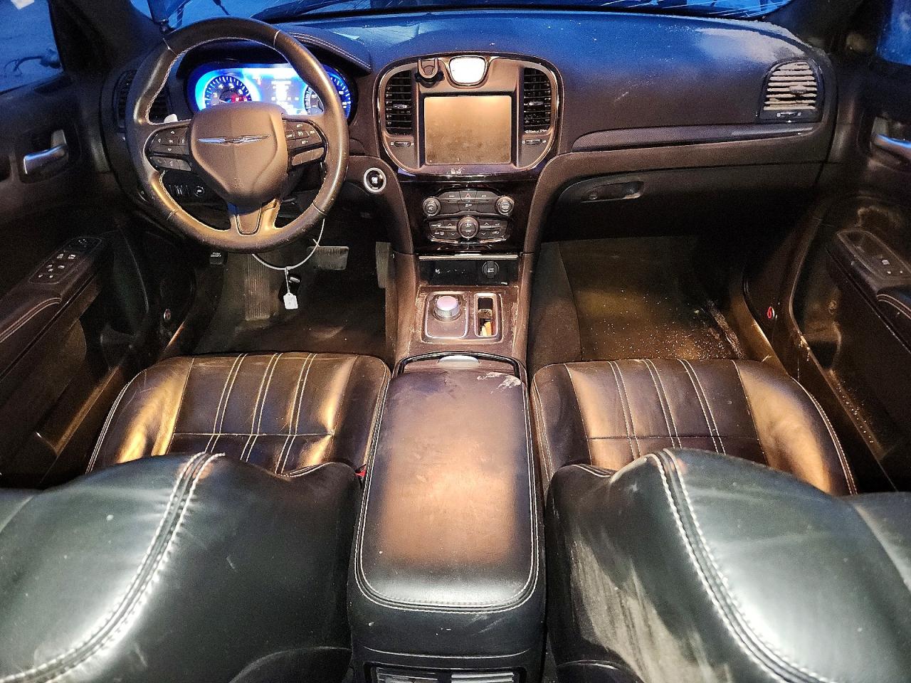 2016 CHRYSLER 300 S photo 8