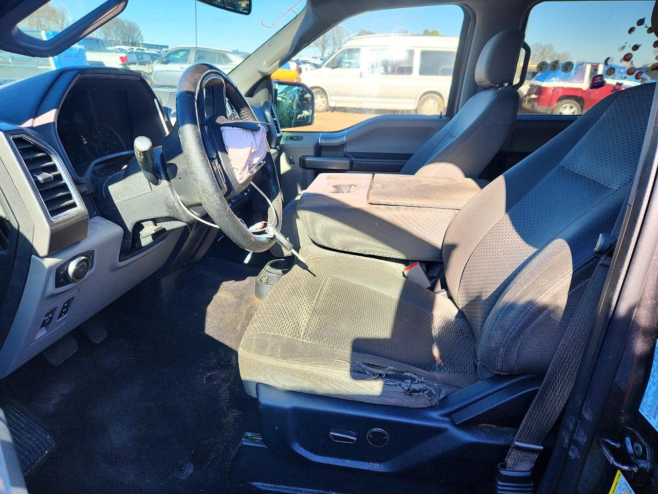 2015 FORD F150 SUPERCREW photo 13