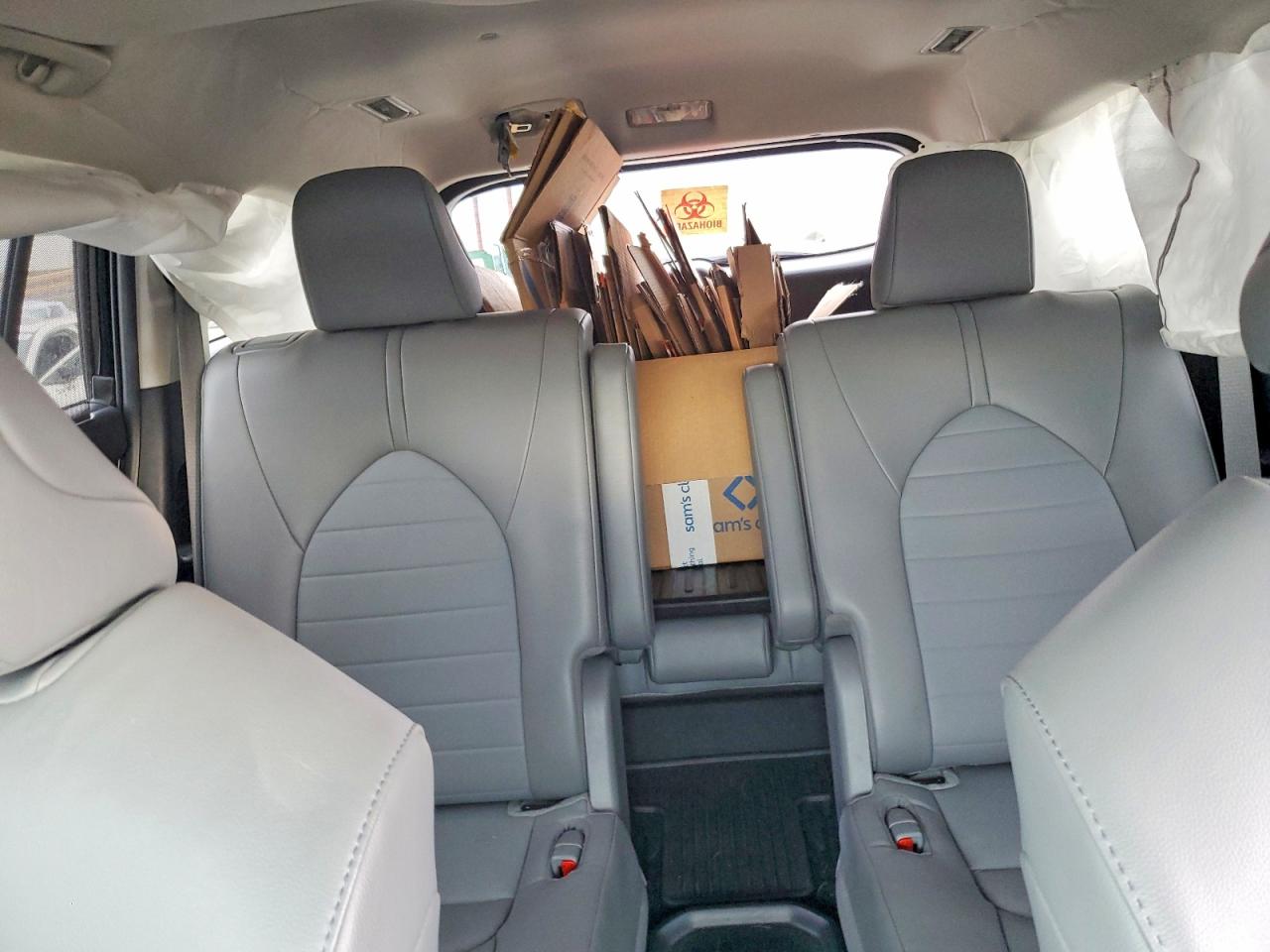 2023 TOYOTA HIGHLANDER XLE photo 10
