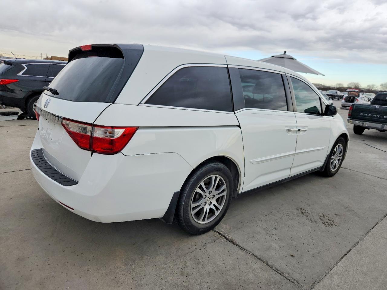 2012 HONDA ODYSSEY EXL photo 3