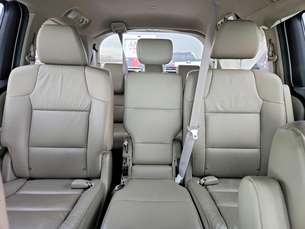 2012 HONDA ODYSSEY EXL photo 10