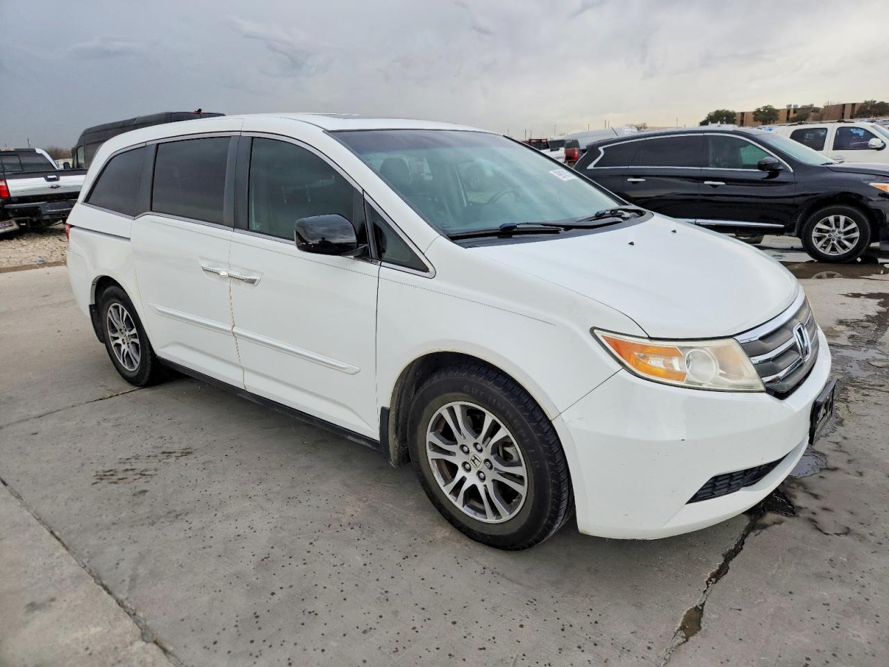 2012 HONDA ODYSSEY EXL photo 4