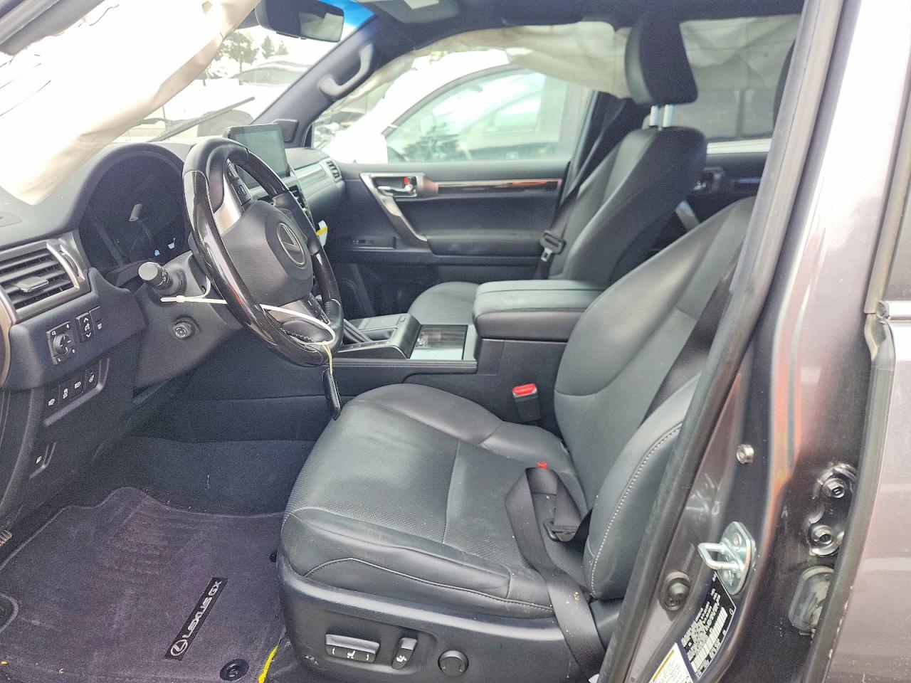 2022 LEXUS GX 460 photo 7
