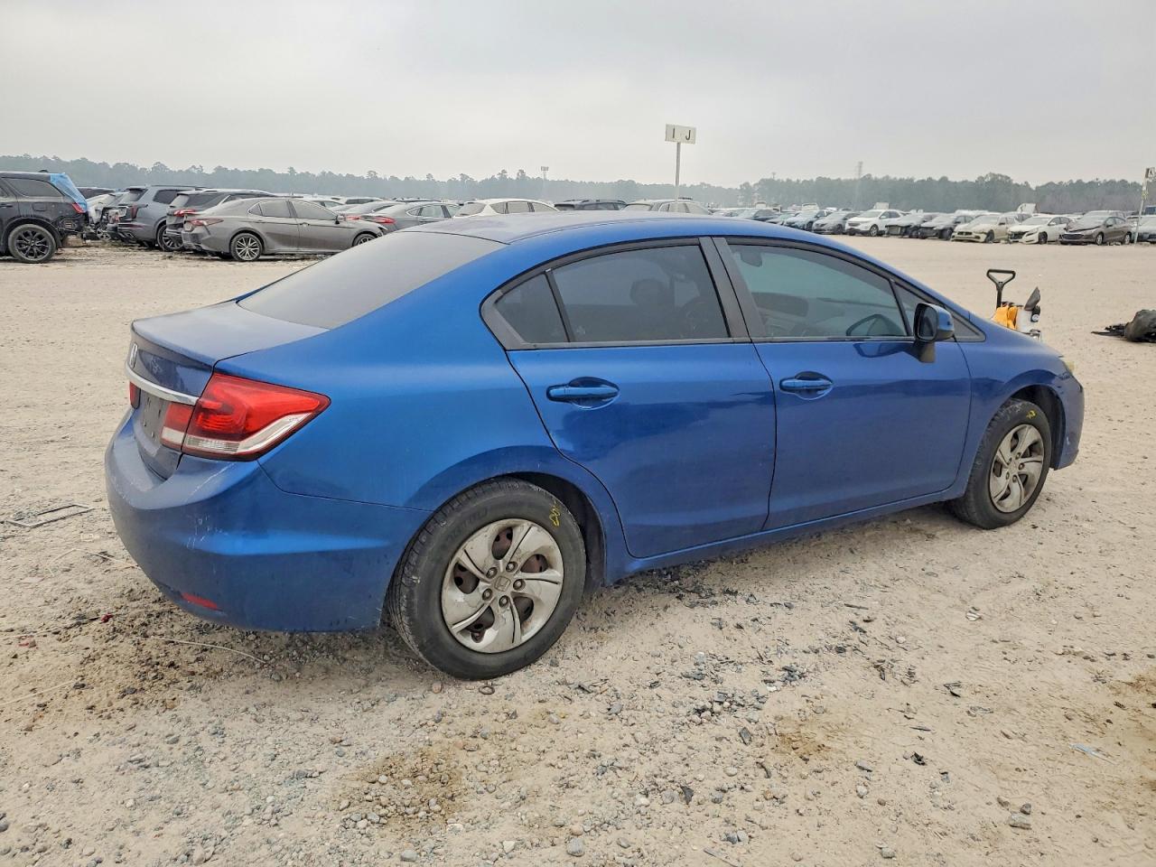 2013 HONDA CIVIC LX photo 3