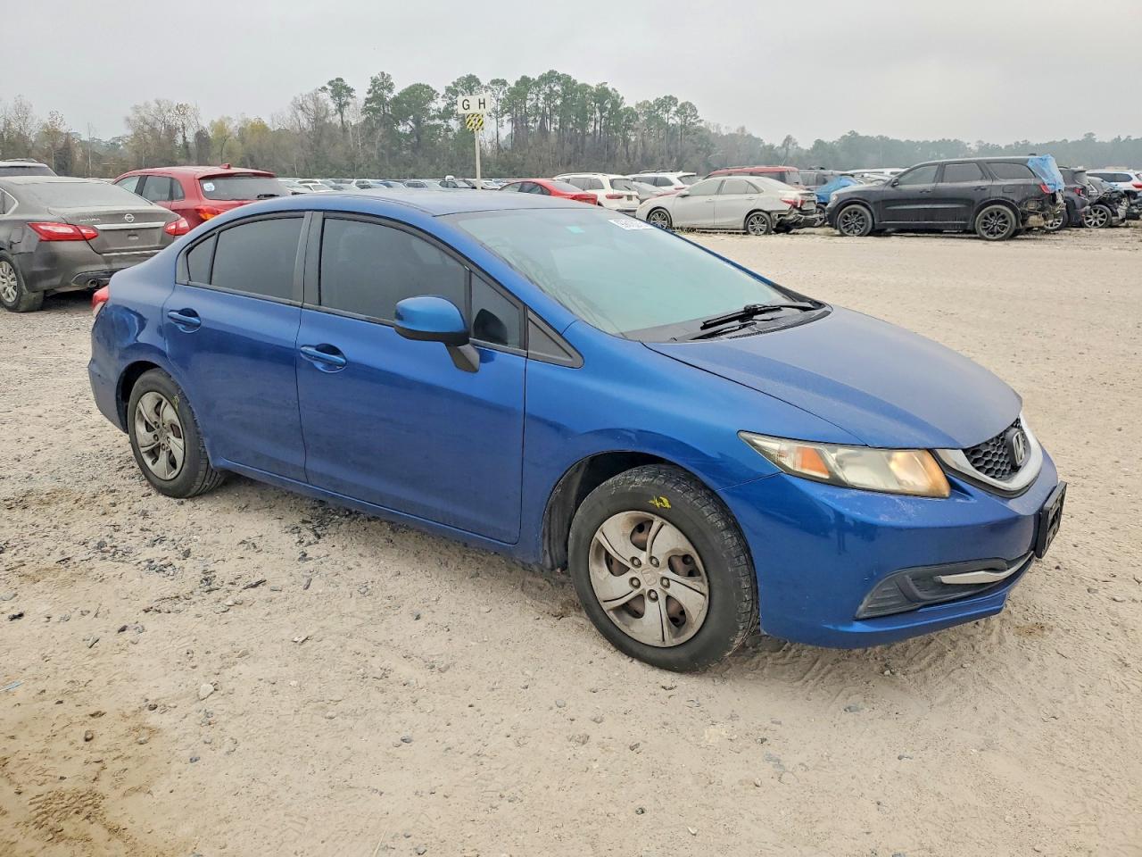 2013 HONDA CIVIC LX photo 4