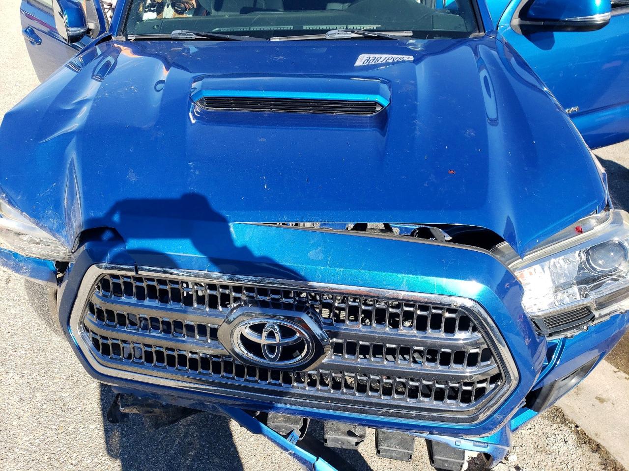 2017 TOYOTA TACOMA DOUBLE CAB photo 11