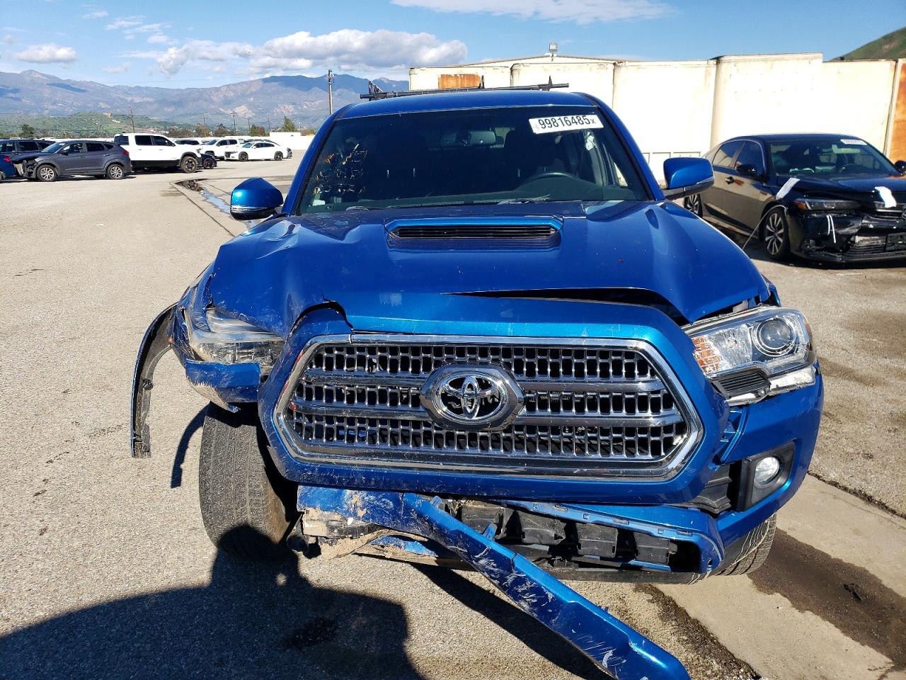2017 TOYOTA TACOMA DOUBLE CAB photo 5