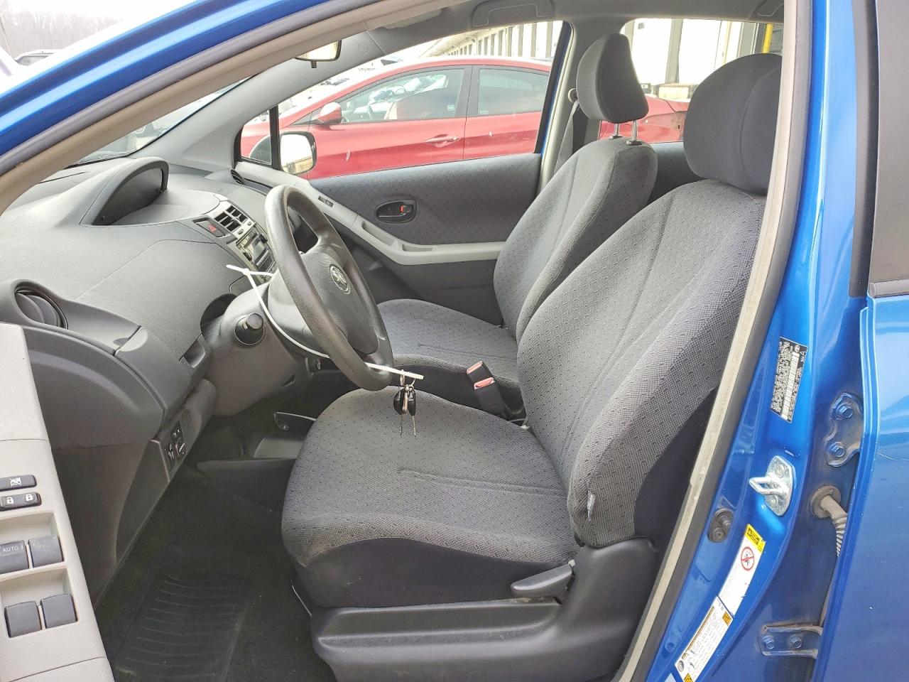 2009 TOYOTA YARIS photo 7