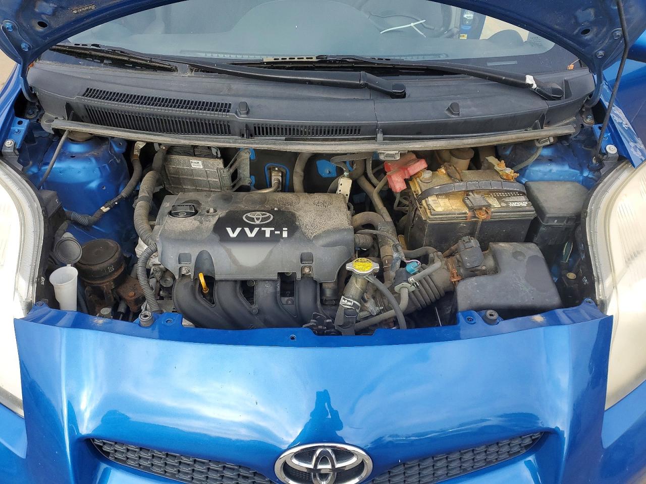 2009 TOYOTA YARIS photo 11